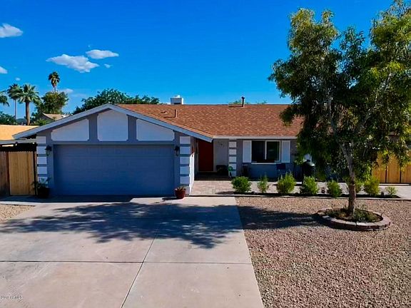 2nd image of 3201 W Acoma Dr