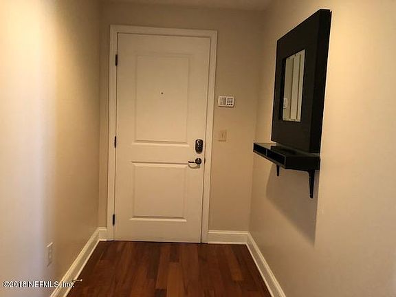 4th image of 400 E Bay St Suite 1202