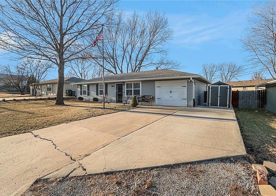 510 W Edgewood Dr, Edgerton, KS 66021 Zillow