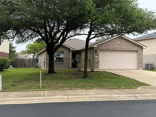 316 Meadow Park Dr Photo 1