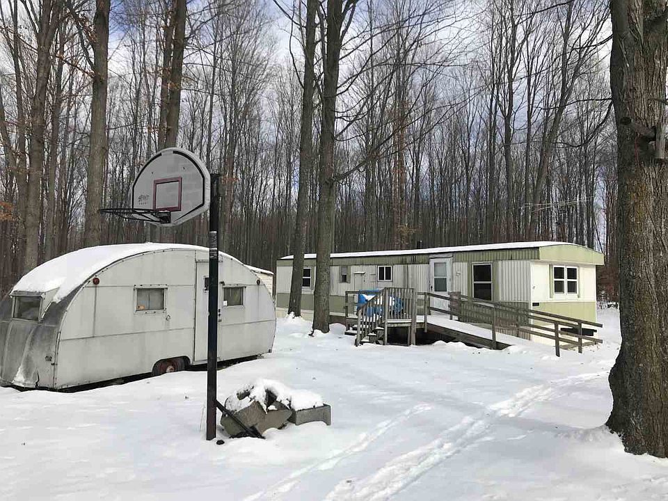 2nd image of 3840 Sloans Rd
