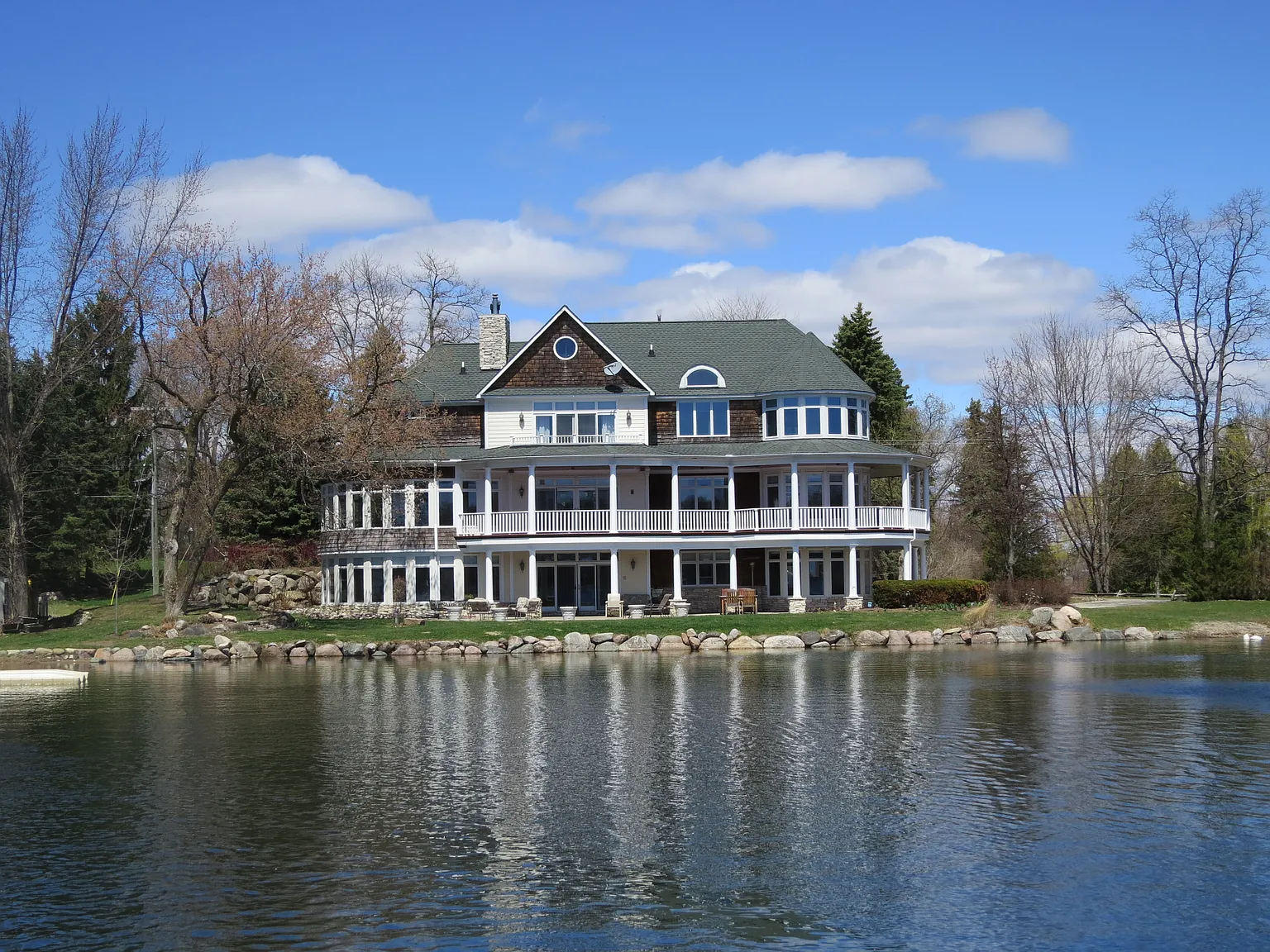 4150 Clifford Rd photo 1