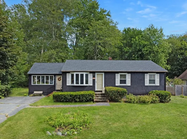 23 Harvard Ave, Methuen, MA 01844