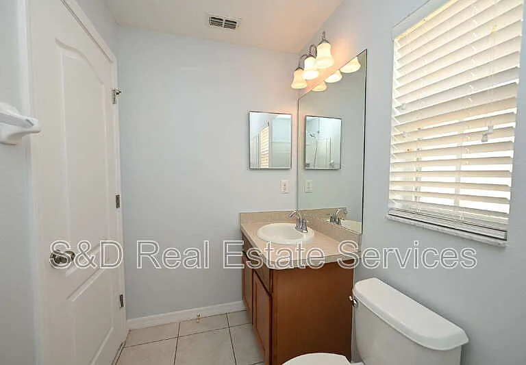 4219 Winding Vine Dr — Photo 40