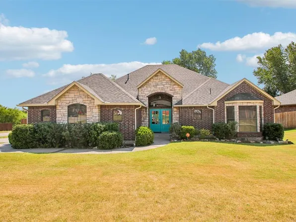 2150 Brook Dr, Choctaw, OK 73020