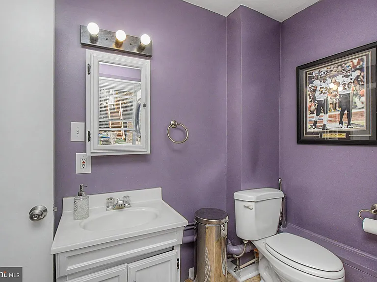 1303 Clarkson St — Photo 19