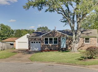 5 Marval Cir, Hampton, VA 23666