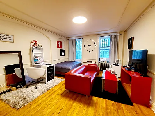 Rented by Ideal Properties Group | media 14