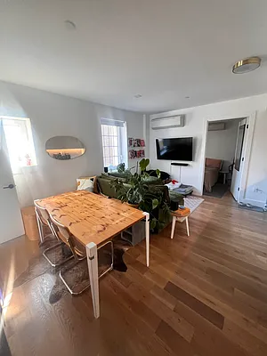 Rented by Nooklyn NYC LLC | media 16