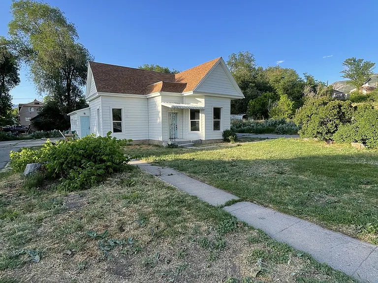 2742 Adams Ave — Photo 18