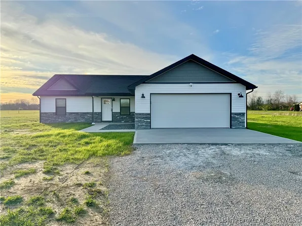 2036 S State Road 3, Scottsburg, IN 47170
