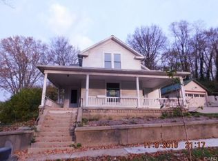 6 E Main St, Spring Valley, OH 45370