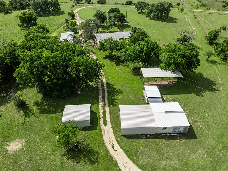 199 Apache Springs Rd — Photo 38