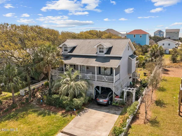 1613 E Pelican Drive, Oak Island, NC 28465