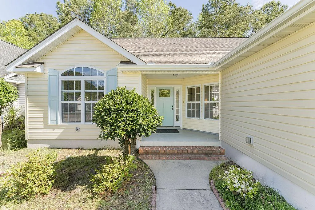 51 Cedar Tree Ln SW — Photo 1