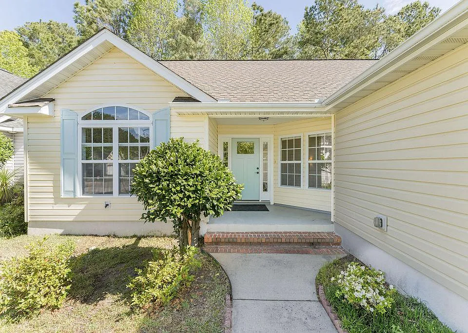 51 Cedar Tree Ln SW