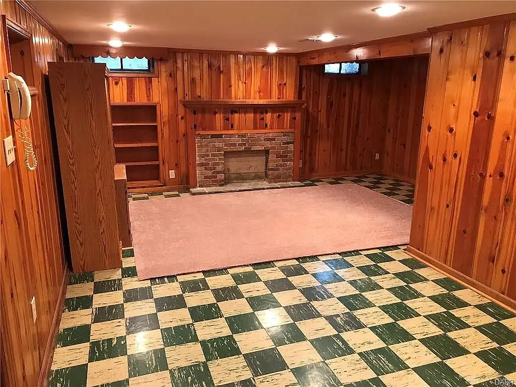 3 bed, 2.0 bath, 1390 sqft, $1,900 — Photo 3