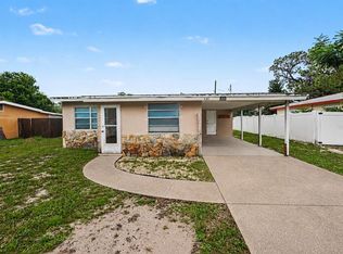 131 Emerald Ln, Largo, FL 33771