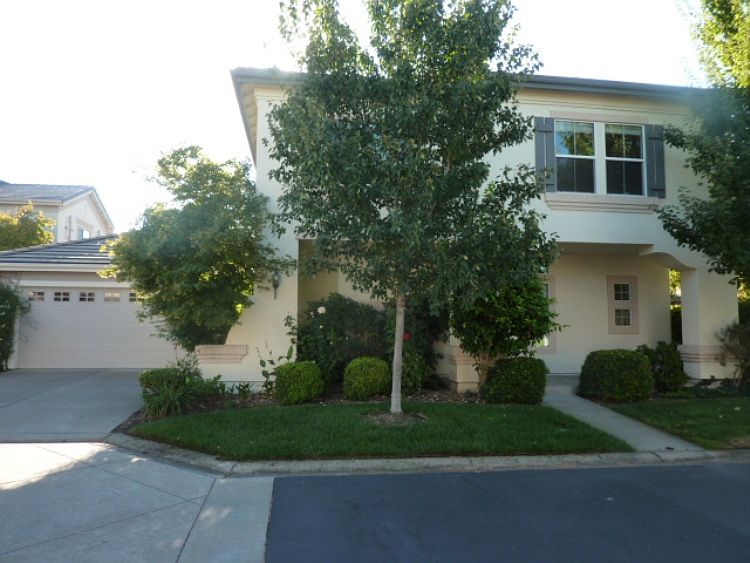 1st image of 750 Winscombe Ct