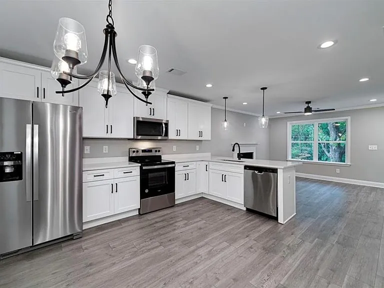 6290 Akins Way — Photo 7