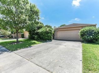2475 Prides Crossing Rd, Houston, TX 77067