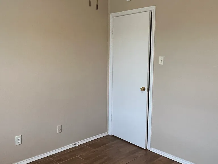 317 Hill Ave #16 — Photo 22