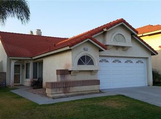15170 Carnation St, Fontana, CA 92336
