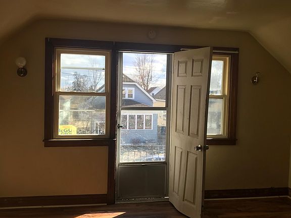 2nd image of 66 Bogardus St