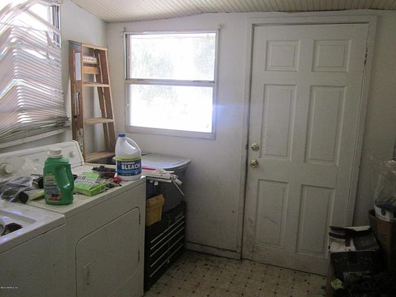 5th image of 108 N Maryland Ave E
