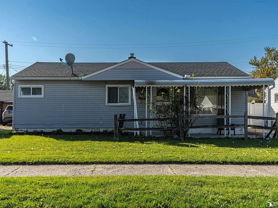 1st image of 4238 16th St