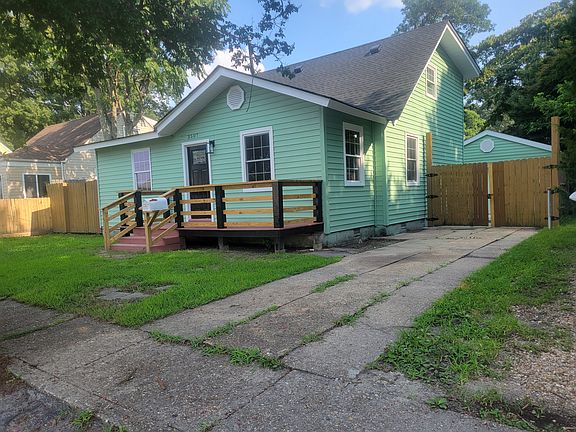 2nd image of 3507 Scott St
