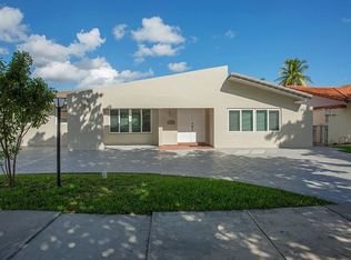 1725 SW 104th Ct, Miami, FL 33165