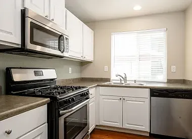 14815 Gale Ave — Photo 4