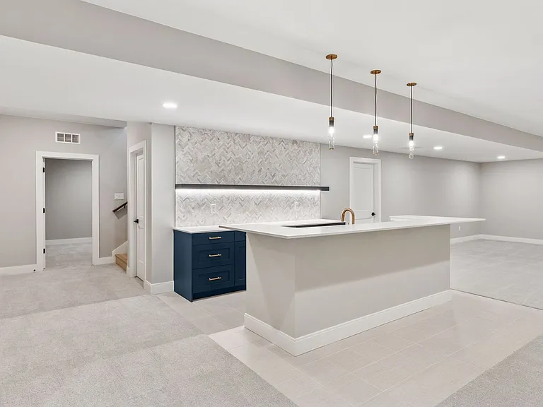 1425 Burt Ave — Photo 31