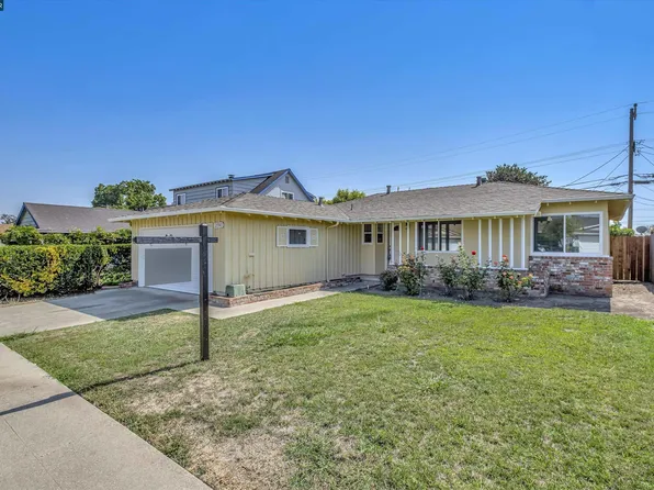 25945 Peterman Ave, Hayward, CA 94545