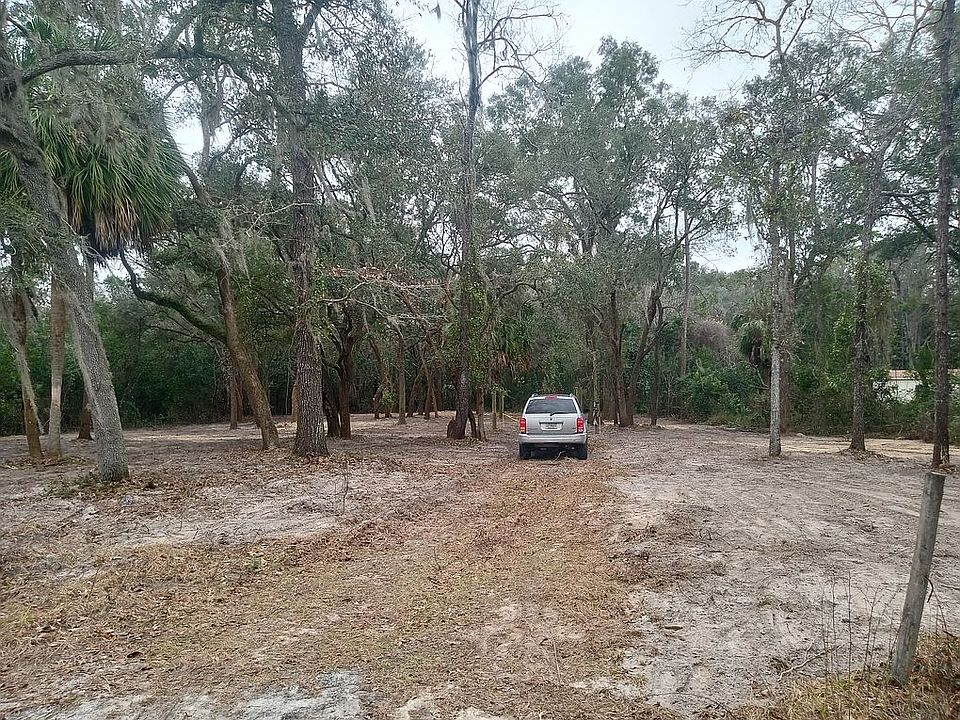 1st image of 7471 NW 167th Pl