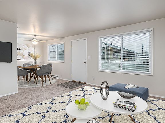 3rd image of 2302-2320 Colby Ave #22