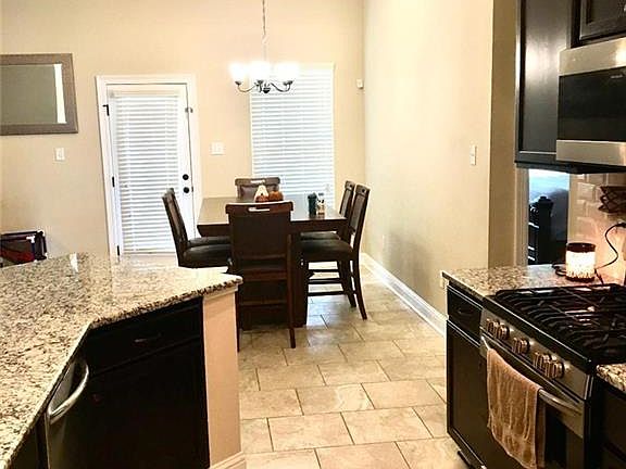5th image of 341 Coppice Pl