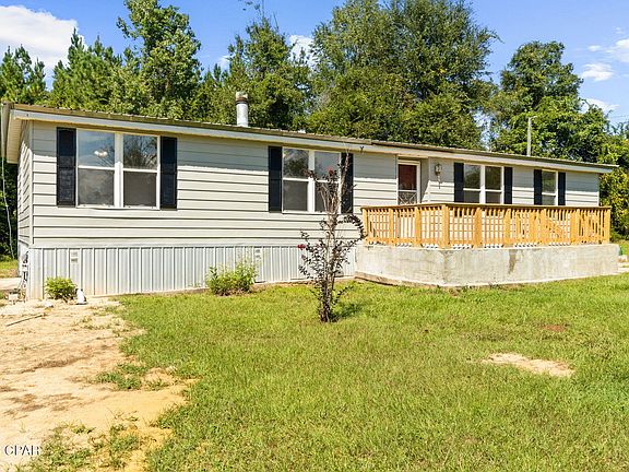 3rd image of 2753 Deming Ln
