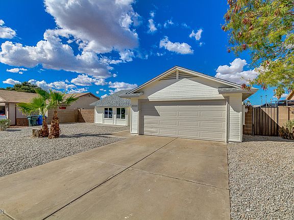 3rd image of 8026 W Mackenzie Dr