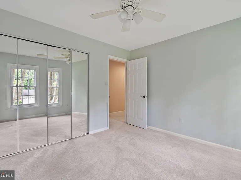 6506 Bellamine Ct — Photo 25