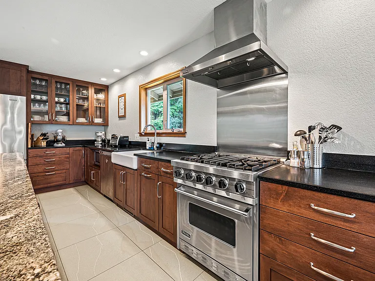 9581 E Leavenworth Rd — Photo 15