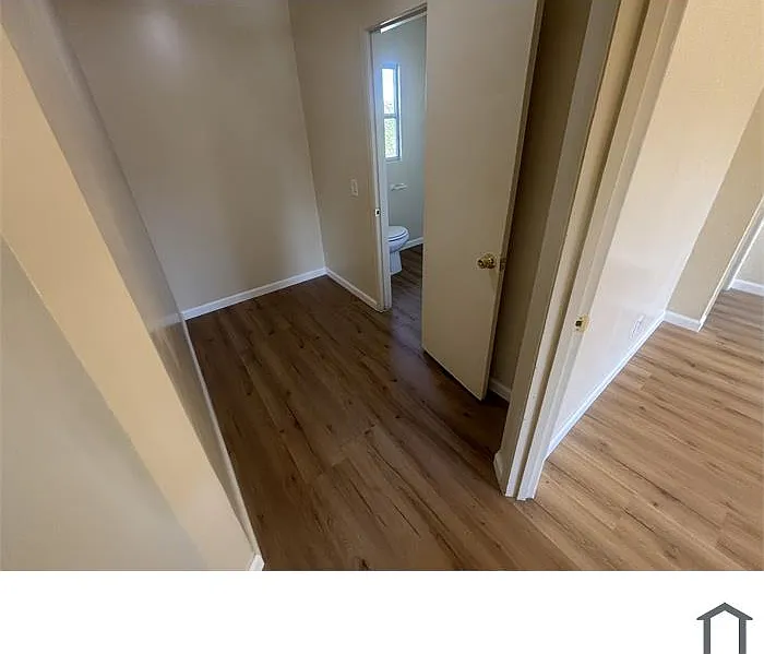 2 bed, 1.0 bath, $2,100 — Photo 4