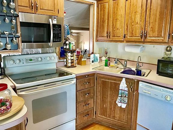 7750 E. Broadway Rd.#210 Kitchen