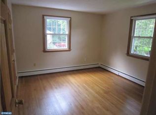 1121 Gloria Ln, Yardley, PA