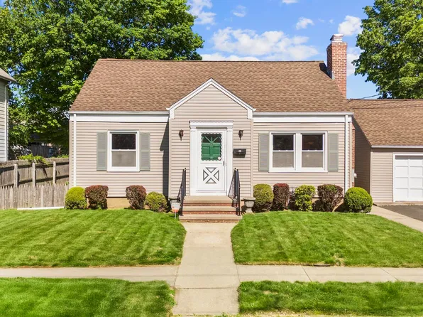 63 Burke Street, Hamden, CT 06514