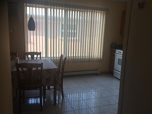3rd image of 108 Goodall St