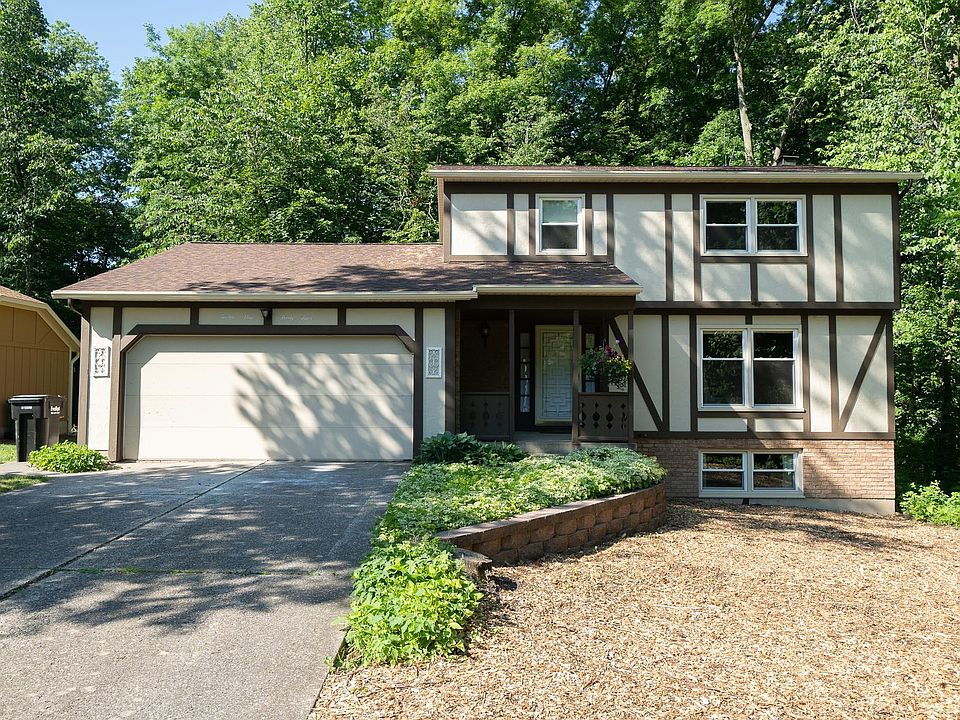 1st image of 2134 Bayham Dr SE