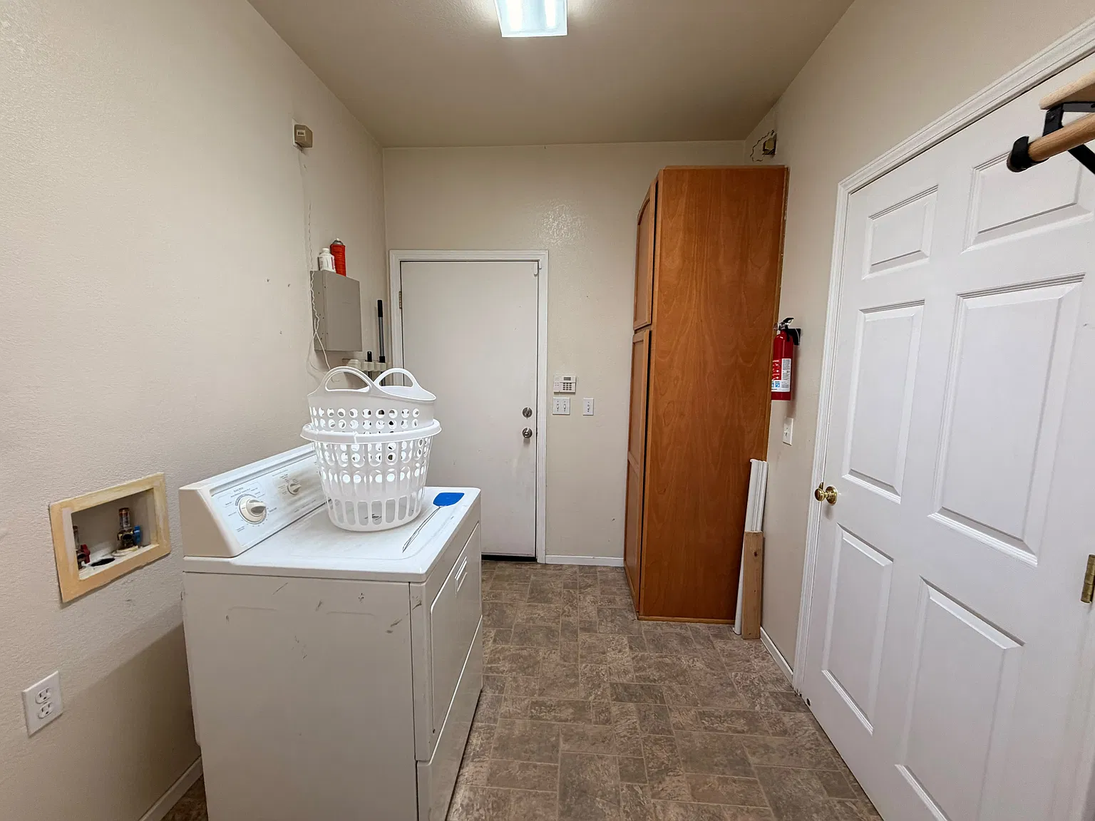 2 bed, 1100 sqft, $1,650 — Photo 2