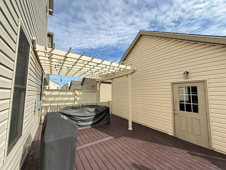 22237 Fulmer Ave — Photo 14